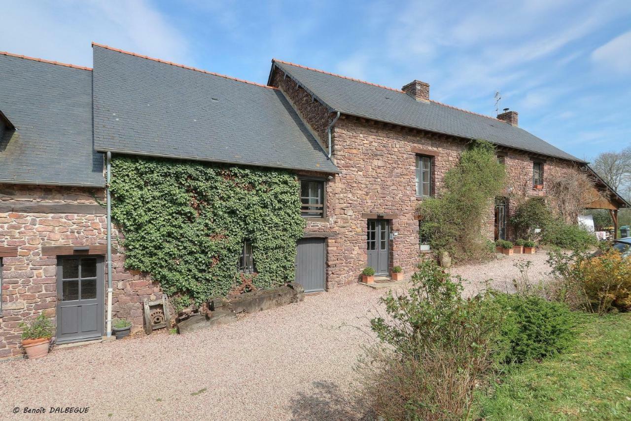 Domaine Du Val Ory Bed & Breakfast Iffendic Exterior photo