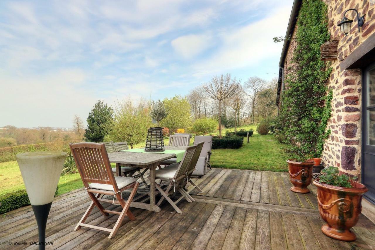 Domaine Du Val Ory Bed & Breakfast Iffendic Exterior photo